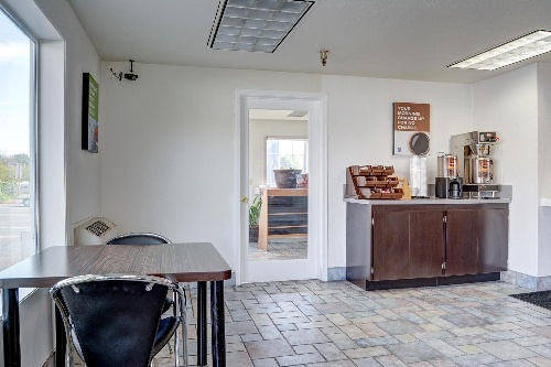 Motel 6-The Dalles, OR image 2