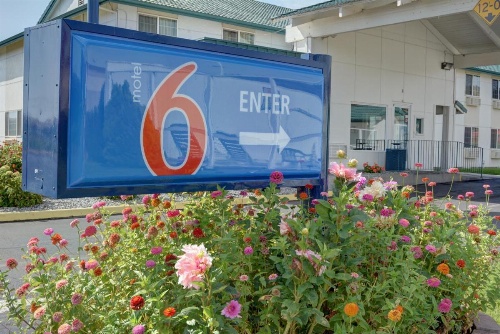Motel 6-The Dalles, OR image 20