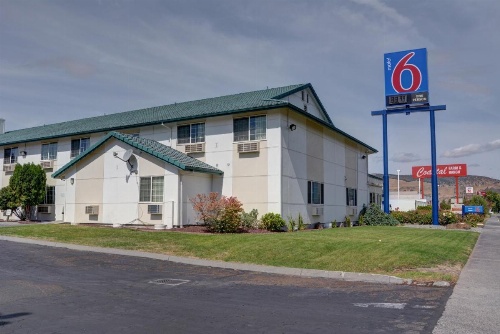 Motel 6-The Dalles, OR image 21