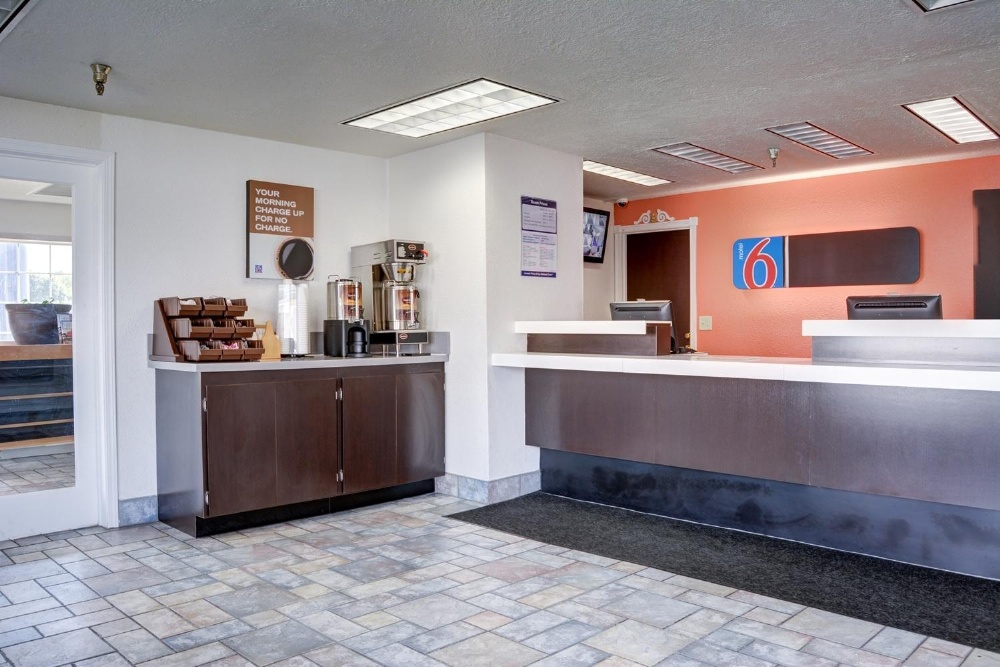 Motel 6-The Dalles, OR Main image