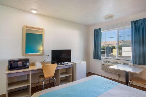 Motel 6-The Dalles, OR image 44