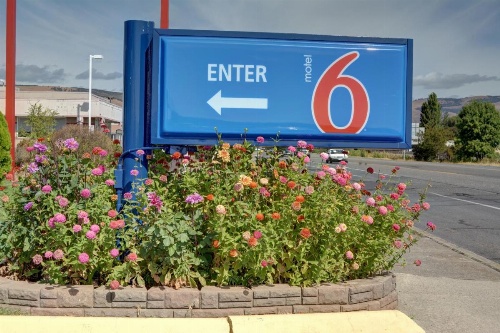 Motel 6-The Dalles, OR image 8